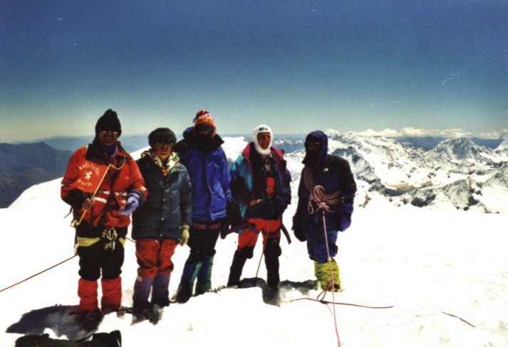 Peak of Huascar�n, 6768m / 22 205ft